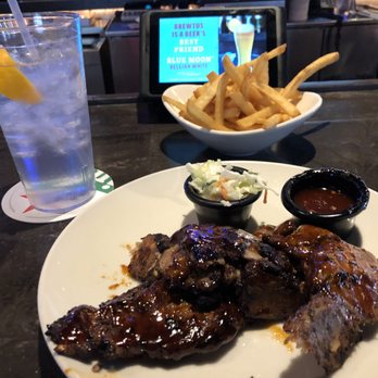 Applebee's Grill + Bar - American Near Me - San Antonio, Texas Applebee's Grill + Bar - American Near Me - San Antonio, Texas