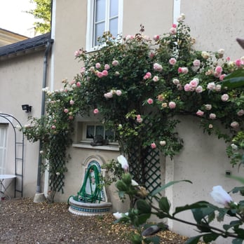 Hôtel du Manoir - Courtyard - Hotels Near Me - Tours, 37 Hôtel du Manoir - Courtyard - Hotels Near Me - Tours, 37