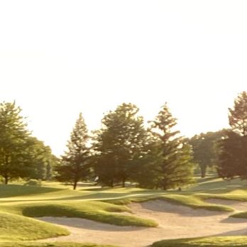 Dauphin Highlands Golf Course - No. 4 par three and intimidatingly large green side bunker protecting a very narrow green. - Golf Near Me - Harrisburg, Pennsylvania Dauphin Highlands Golf Course - No. 4 par three and intimidatingly large green side bunker protecting a very narrow green. - Golf Near Me - Harrisburg, Pennsylvania