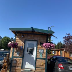 Base Camp Coffee - Cute little drive through