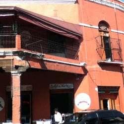 La Camelia - Buena comida y bebida en el centro de San Ángel.