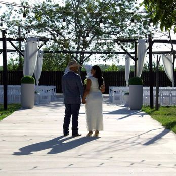 San Antonio Glasshouse - We were even allowed to use the outside! - Venues & Event Spaces Near Me - San Antonio, Texas