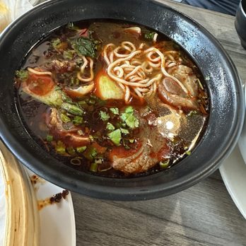 Bee Dumpling - Beef Noodle Soup - Chinese Near Me - Austin, Texas