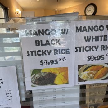 Bosco's Diner - Mango W/ Black sticky rice - American Near Me - Victorville, California