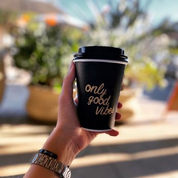 Le Cafe De La Plage - Beautiful coffee cup - Coffee & Tea Near Me - Malibu, California Le Cafe De La Plage - Beautiful coffee cup - Coffee & Tea Near Me - Malibu, California