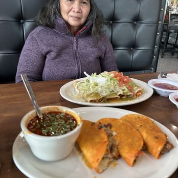 Country Burrito - Beria tacos and chicken enchiladas - Mexican Near Me - Knoxville, Tennessee Country Burrito - Beria tacos and chicken enchiladas - Mexican Near Me - Knoxville, Tennessee