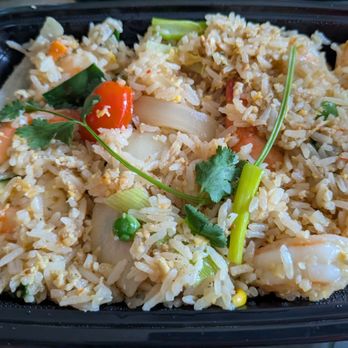 Lert Rod Thai Restaurant - Thai Near Me - Stafford, Virginia