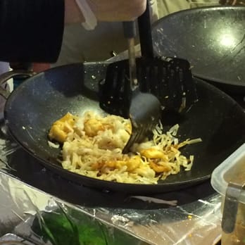 Newdlez Pad Thai - Food Stands Near Me - London, XGL