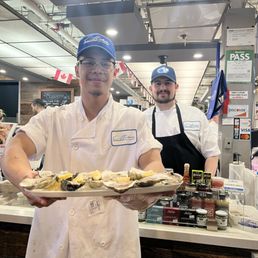 I can't see enough about this place. Friendly staff, great service, fresh oysters. So delicious. Allot of oyster varieties. I can't see enough about this place. Friendly staff, great service, fresh oysters. So delicious. Allot of oyster varieties.