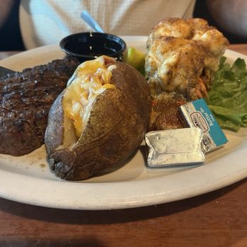 Inn On The Gulf - Classic Surf and Turf - Hotels Near Me - Hudson, Florida Inn On The Gulf - Classic Surf and Turf - Hotels Near Me - Hudson, Florida