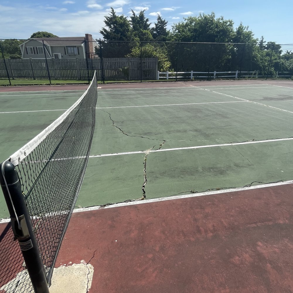 Red Jacket Resorts - Tennis court - Resorts Near Me - South Yarmouth, Massachusetts Red Jacket Resorts - Tennis court - Resorts Near Me - South Yarmouth, Massachusetts