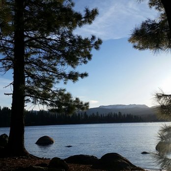 Icehouse Reservoir - Rafting/Kayaking Near Me - Pollock Pines, California Icehouse Reservoir - Rafting/Kayaking Near Me - Pollock Pines, California