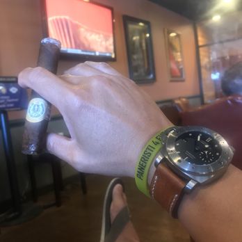 Davidus Cigars - Tobacco Shops Near Me - Annapolis, Maryland