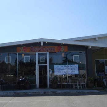 Snapdragon - Exterior - Vegetarian Near Me - Vashon, Washington Snapdragon - Exterior - Vegetarian Near Me - Vashon, Washington