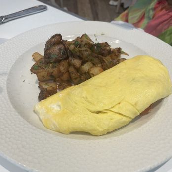 Swan - Goat Cheese Omelet - Modern European Near Me - Miami, Florida