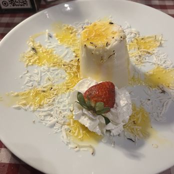 Trattoria La Pasta - Panna Cotta de Mango - Italian Near Me - Merida, YUC