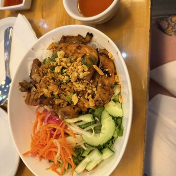 Cafe 79 Vietnamese Kitchen - N2. Grilled Chicken vermicelli - Vietnamese Near Me - Kirkland, Washington Cafe 79 Vietnamese Kitchen - N2. Grilled Chicken vermicelli - Vietnamese Near Me - Kirkland, Washington