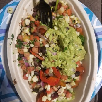 Chipotle Mexican Grill - Veggie salad - Mexican Near Me - Riverside, Connecticut