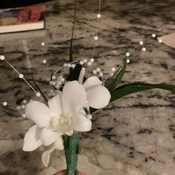 Leilani’s Leis  - My second attempt at the boutonnière - Florists Near Me - Las Vegas, Nevada
