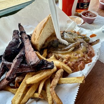 Gabby's Burgers - Chili Burger with half and half fries. Delicious. - Burgers Near Me - Nashville, Tennessee Gabby's Burgers - Chili Burger with half and half fries. Delicious. - Burgers Near Me - Nashville, Tennessee