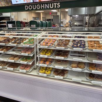 Krispy Kreme - Donuts Near Me - Alexandria, Virginia