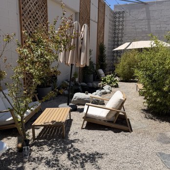 Namiko Studio Cafe - Patio garden - Coffee & Tea Near Me - Los Angeles, California