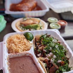 Loxicha Authentic Oaxaca Cuisine - Taco plate: carnitas, chorizo, Al pastor