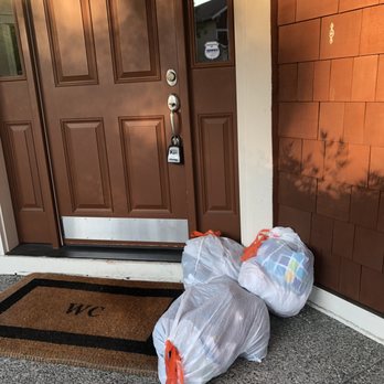 Laundry Out - Simply leave your laundry out in garbage bags or we can provide Laundry Out bags for free. - Laundry Services Near Me - Kirkland, Washington Laundry Out - Simply leave your laundry out in garbage bags or we can provide Laundry Out bags for free. - Laundry Services Near Me - Kirkland, Washington