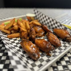 The Burger Shop - Milk shake and the wings started!