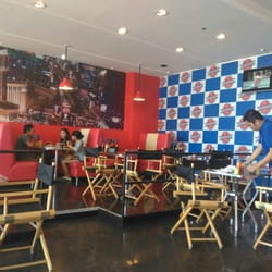 Hollywood Burger