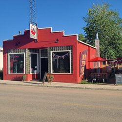 Dueling D's BBQ and Grill - Outdoor View