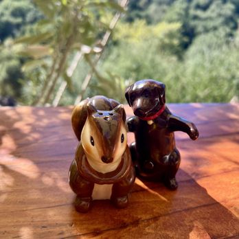 Cafe on 27 - Salt & pepper shakers - Breakfast & Brunch Near Me - Topanga, California Cafe on 27 - Salt & pepper shakers - Breakfast & Brunch Near Me - Topanga, California