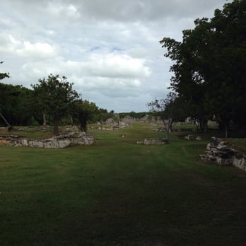 Zona Arqueológica El Rey - View from the start - Landmarks & Historical Buildings Near Me - Cancún, ROO Zona Arqueológica El Rey - View from the start - Landmarks & Historical Buildings Near Me - Cancún, ROO