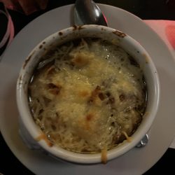 Café Pola - Onion soup