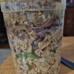 To go steak in grass ramen To go steak in grass ramen