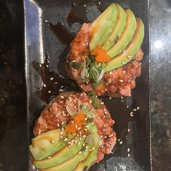 Moon Sushi Bar - Tuna on Crispy Rice - Sushi Bars Near Me - Los Angeles, California Moon Sushi Bar - Tuna on Crispy Rice - Sushi Bars Near Me - Los Angeles, California