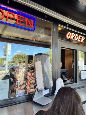 Boo’s Burgers by null