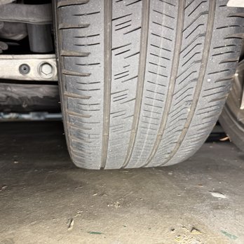 Trust Irvine Acura - Metal threads showing? - Car Dealers Near Me - Irvine, California