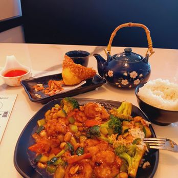 Rice Cooker - Leftovers - Chinese Near Me - Zionsville, Indiana Rice Cooker - Leftovers - Chinese Near Me - Zionsville, Indiana