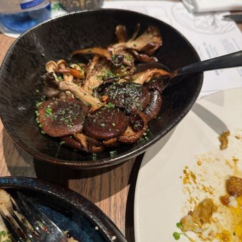 Capa - Mushrooms - Spanish Near Me - Lake Buena Vista, Florida Capa - Mushrooms - Spanish Near Me - Lake Buena Vista, Florida