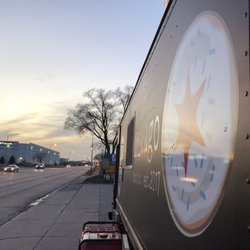 The Chicago Donut Company - The sky is beautiful but the donuts here at The Chicago Donut Company are even more beautiful....and delicious!!!!
