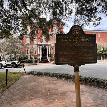 Columbia Square - Landmarks & Historical Buildings Near Me - Savannah, Georgia Columbia Square - Landmarks & Historical Buildings Near Me - Savannah, Georgia