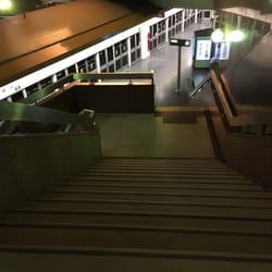 Métro Montebello