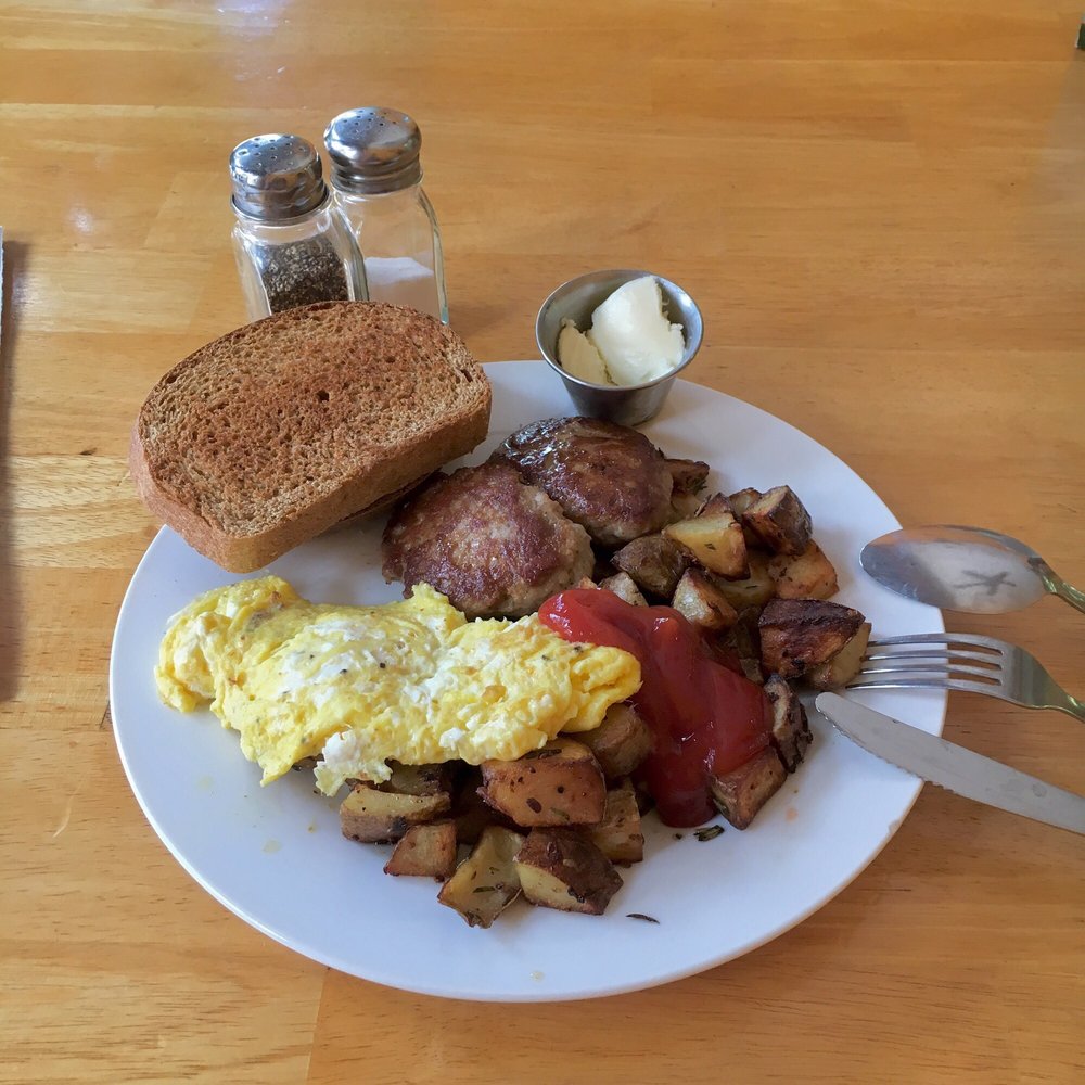Yummy breakfast!!!!  These folk do a wonderful job.