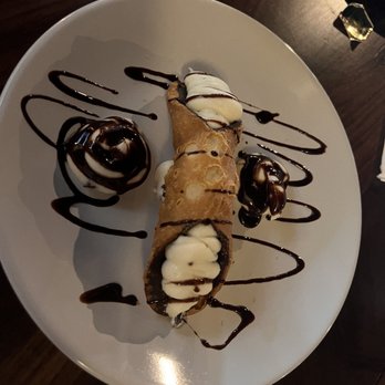 Napoli's Italian Restaurant - Cannoli - Italian Near Me - Rogers, Arkansas