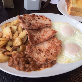 The White Apron - Fairly delicious and juicy. The breakfasts come with baked beans - an interesting and delightful twist. - Breakfast & Brunch Near Me - Oshawa, Ontario