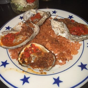 The Charles - Italian Near Me - Dallas, Texas