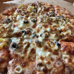 Bellacino's Pizza & Grinders - Three-topping pizza - delivered to my hotel room in about 30 minutes.