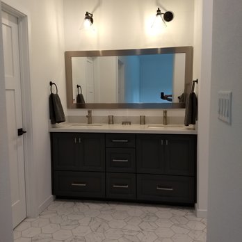 Project Construction - Bathroom remodel in Phoenix-Scottsdale- Bathroom vanity cabinet with drawers- Hex tile floor - General Contractors Near Me - Scottsdale, Arizona Project Construction - Bathroom remodel in Phoenix-Scottsdale- Bathroom vanity cabinet with drawers- Hex tile floor - General Contractors Near Me - Scottsdale, Arizona
