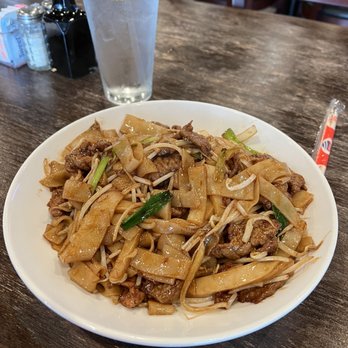 Lei's Asian Bistro - Ho Fun noodles - Chinese Near Me - Columbus, Ohio
